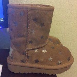 Toddler size 6 Ugg Boots